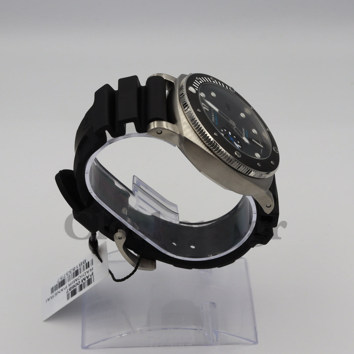 PANERAI LUMINOR SUBMERSIBLE AMAGNETIC STEEL BEZEL